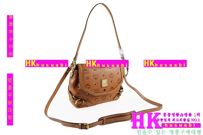 ������ (MCM) ũ�ν��� ���� 2016�Ż� MCM-66597-1