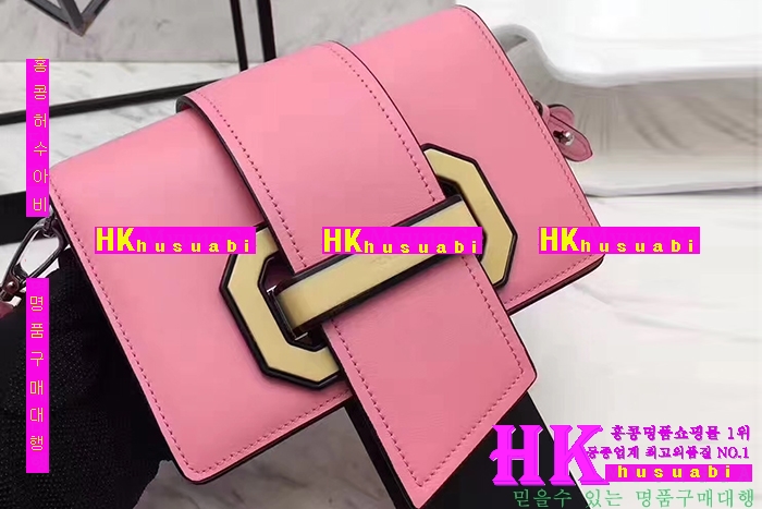 �ڹ̷��ޡ�NEW ����� �Ż� ������ ũ�ν��� PA170405-20