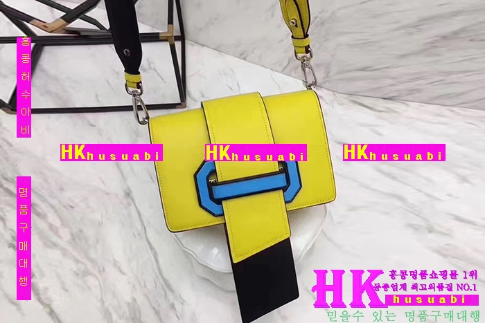 �ڹ̷��ޡ�NEW ����� �Ż� ������ ũ�ν��� PA170405-19