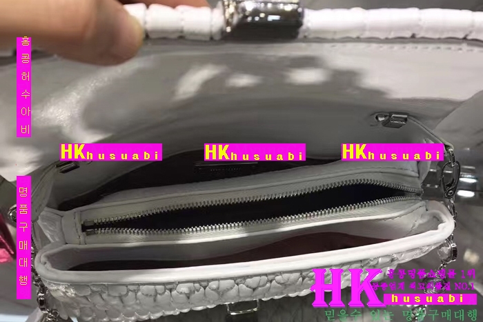 NEW �̿�̿� �Ż� ������ ũ�ν��� MIU170413-44