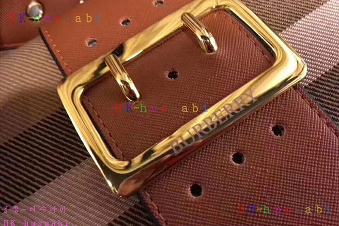 �ڹ̷��ޡ� ������ �Ż� ũ�ν��� BU55710