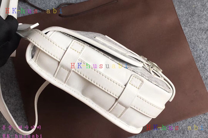 �ڹ̷��ޡ� ���ߵ� �Ż� �޽����� GY 355840-8