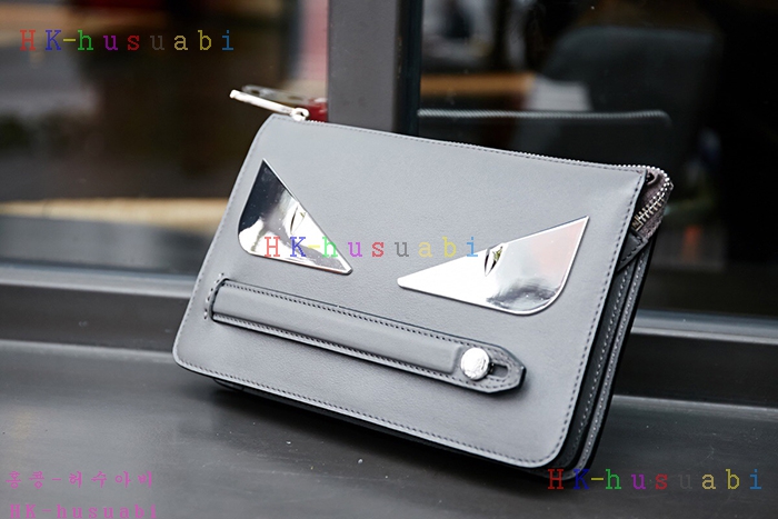 �ڹ̷��ޡ� ��� �Ż� Ŭ��ġ�� F0447-2