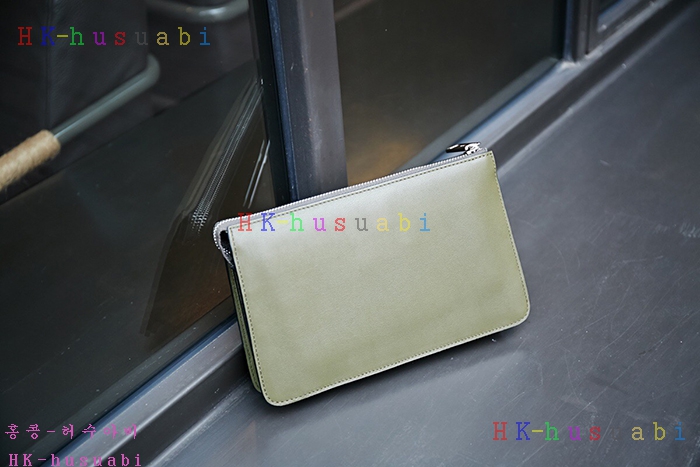 �ڹ̷��ޡ� ��� �Ż� Ŭ��ġ�� F0447