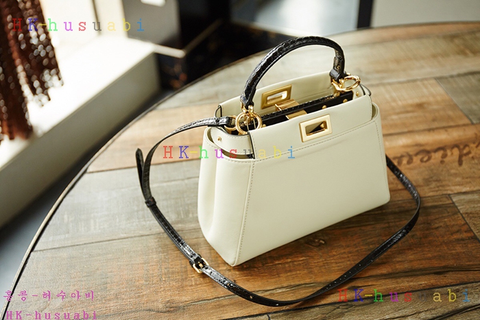 �ڹ̷��ޡ���� ��ī�ι� �Ż�   F0068