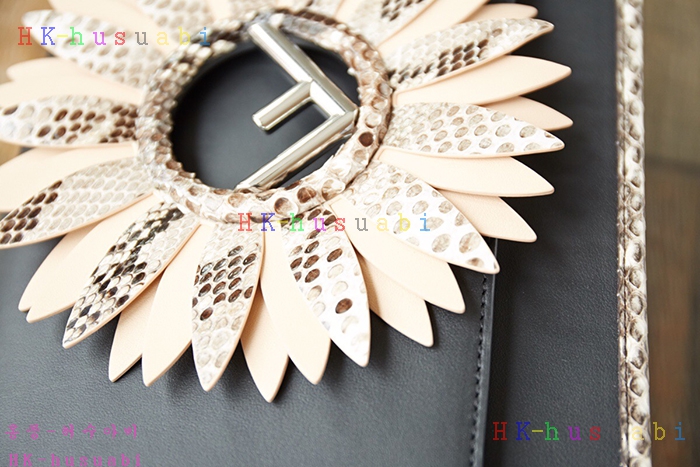 �ڹ̷��ޡ�  ��� ĭ���� ��Ʈ�� F33580