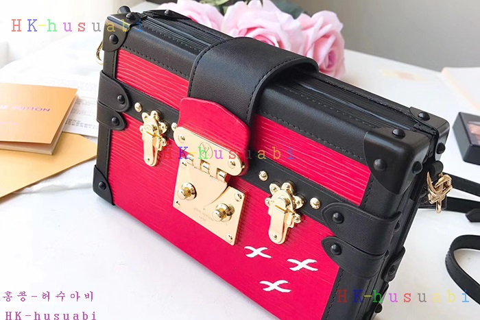 �ڹ̷��ޡ� ���̺��� �ڶ�� ��  M54650-4