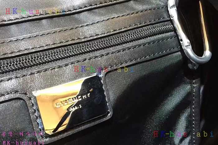 �ڹ̷��ޡ� ����� ���׹��� GV 25584