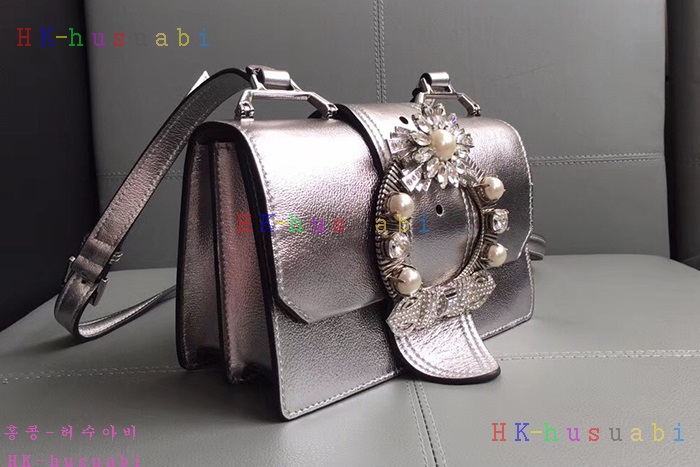 �ڹ̷��ޡ� �̿�̿� ����� �����  MU 5BH609