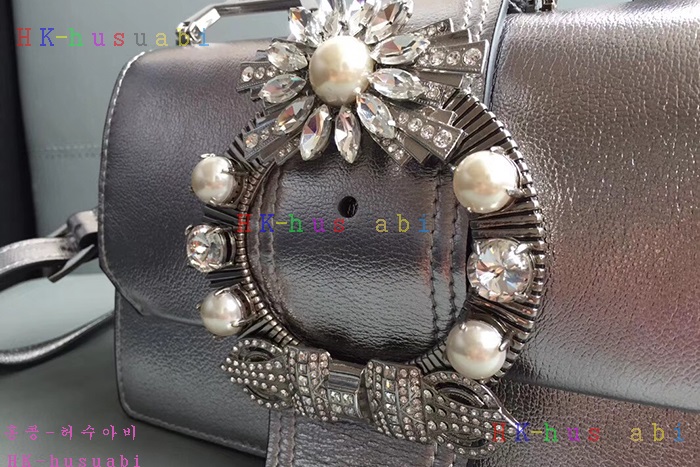 �ڹ̷��ޡ� �̿�̿� ����� �����  MU 5BH609
