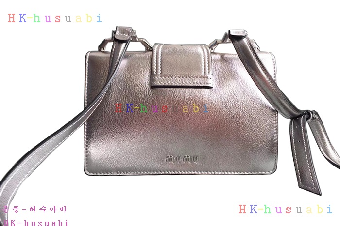 �ڹ̷��ޡ� �̿�̿� ����� �����  MU 5BH609