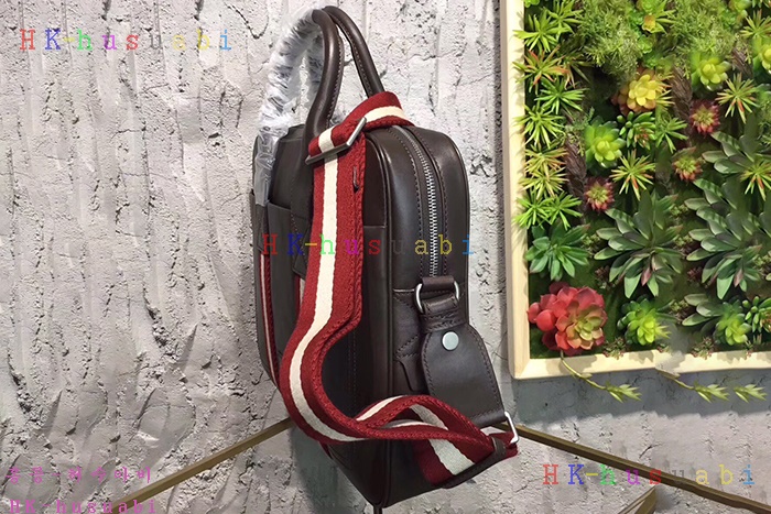 �ڹ̷��ޡ� �߸� �Ż� �������� BL780170