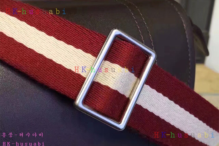 �ڹ̷��ޡ� �߸� ������ ũ�ν��� BL700170