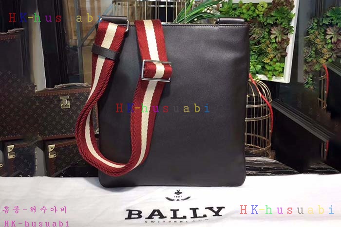 �ڹ̷��ޡ� �߸� ������ ũ�ν��� BL550170