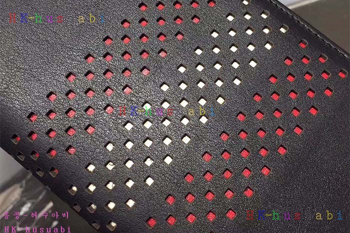 �ڹ̷��ޡ� �߸� ���� ������  BL261068C
