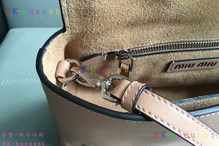 �ڹ̷��ޡ� �̿�̿� �ΰ� �÷� ����� MU 5BD075-4