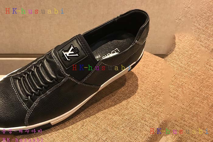 NEW 2018SS ���̺��� ������ ����Ŀ�� LV777413