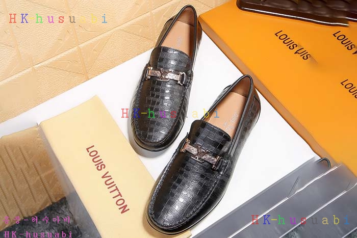 NEW 2018SS ���̺��� ������ ����Ŀ�� LV777415