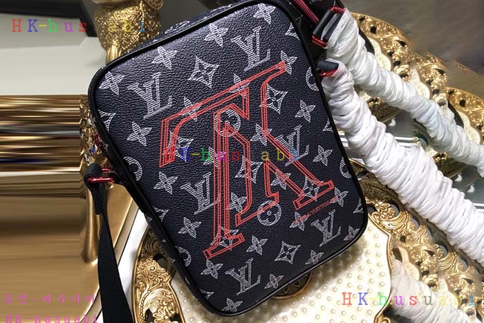 �ڹ̷��ޡ�2018SS ���̺��� �ٴ��� �޽����� M43678