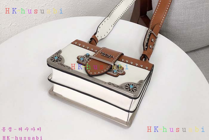 �ڹ̷��ޡ�2018SS  ����� ī�̿� ����� P 1BD045-2