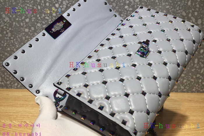 �ڹ̷��ޡ� �߷�Ƽ�� �����͵� ü�ι�  V 0137-7
