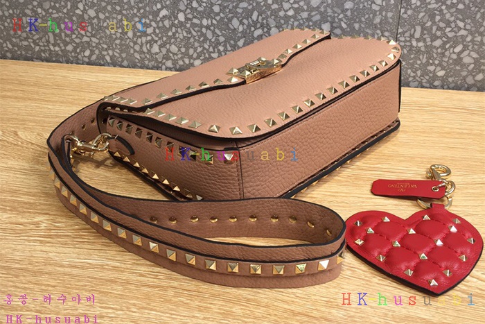 �ڹ̷��ޡ� �߷�Ƽ�� �����͵� ũ�ν��� V 0936B