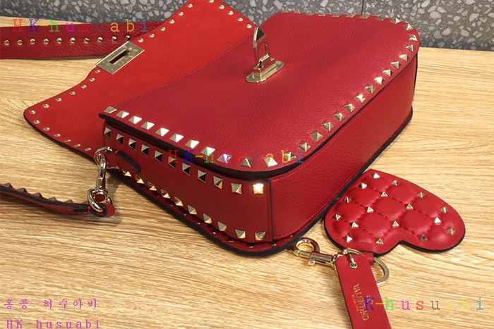 �ڹ̷��ޡ� �߷�Ƽ�� �����͵� ũ�ν��� V 0936B-2