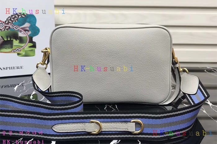 �ڹ̷��ޡ�2018SS ����� ũ�ν��ٵ� ��Ʈ�� ����� P 1BH082-2