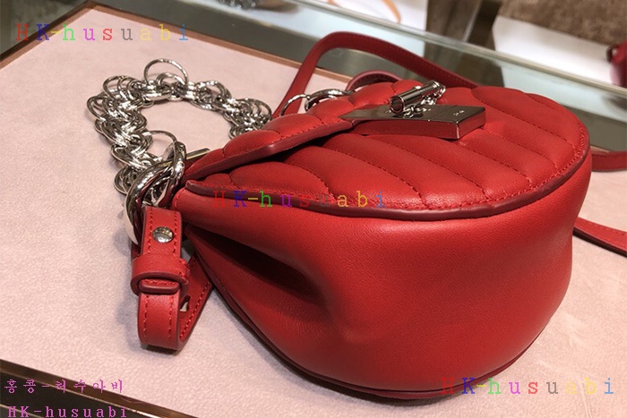 �ڹ̷��ޡ� 2018SS���ο� ������� �̴� ũ�ν��� CL 45540-4