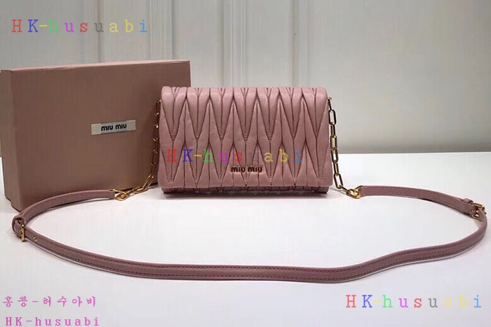 �ڹ̷��ޡ� �̿�̿� ���׶� Ŭ��ġ������  MM 5BH017-2