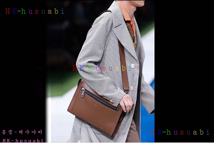 �ڹ̷��ޡ� ��� �Ż� ũ�ν��� F0448-3