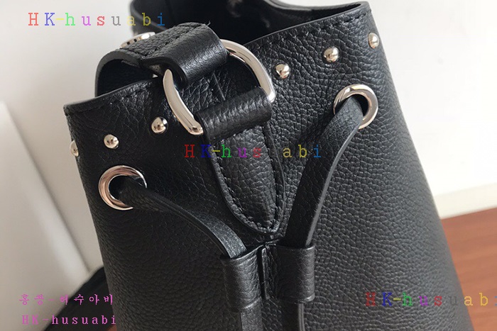 �ڹ̷��ޡ� ���̺��� ���� ��Ŷ�� LV M54028