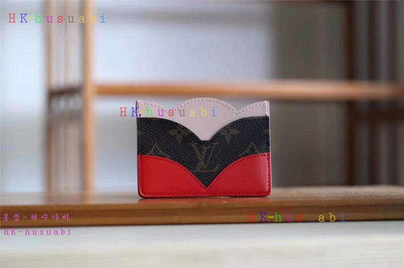 �ڹ̷��ޡ� ���̺��� ī������ M61733