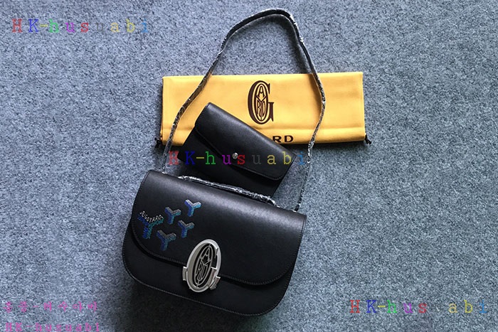 �ڹ̷��ޡڰ��ߵ� 233����� GA 692255-4