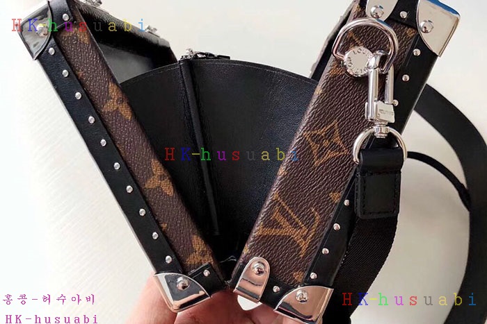�ڹ̷��ޡڷ��̺��� ũ�ν��� M20101-2