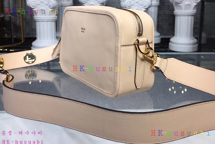 �ڹ̷��ޡ� ��� ī�޶�� �Ż�  FD 83447-5