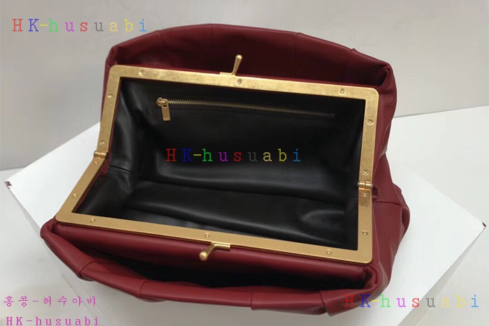 �ڹ̷��ޡ� ������ �޽� Ŭ��ġ�� CL 230207E
