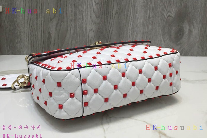 �ڹ̷��ޡ� �߷�Ƽ�� �����͵� ü�ι� V 0122AAA