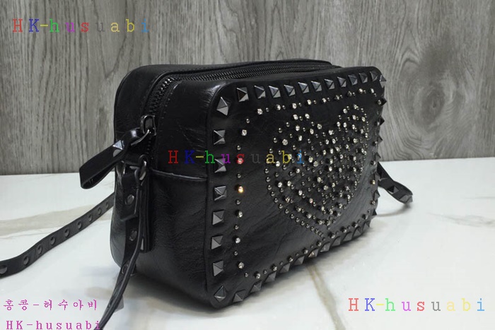 �ڹ̷��ޡ� �߷�Ƽ�� �����͵� ī�޶�� V 5526AA