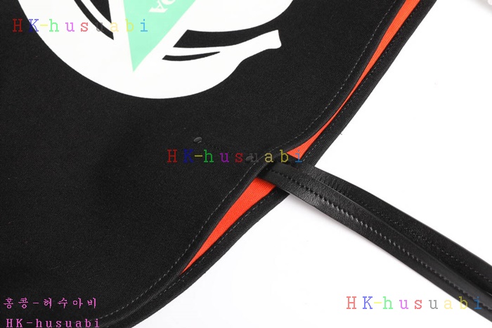 �ڹ̷��ޡ� ����� ĵ���� ����Ʈ ��Ʈ�� P 1BG220-4