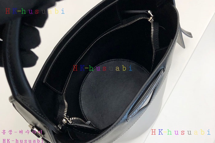 �ڹ̷��ޡ� ����� �̴� ��Ŷ�� P 1BE015-4