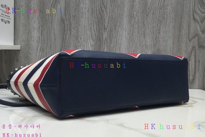 �ڹ̷��ޡ� �߷�Ƽ�� �����͵� ���ι� VL 245001