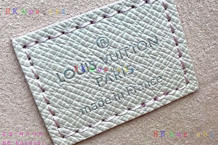 �ڹ̷��ޡڷ��̺��� ����Ʈ �縮�� M63726-2