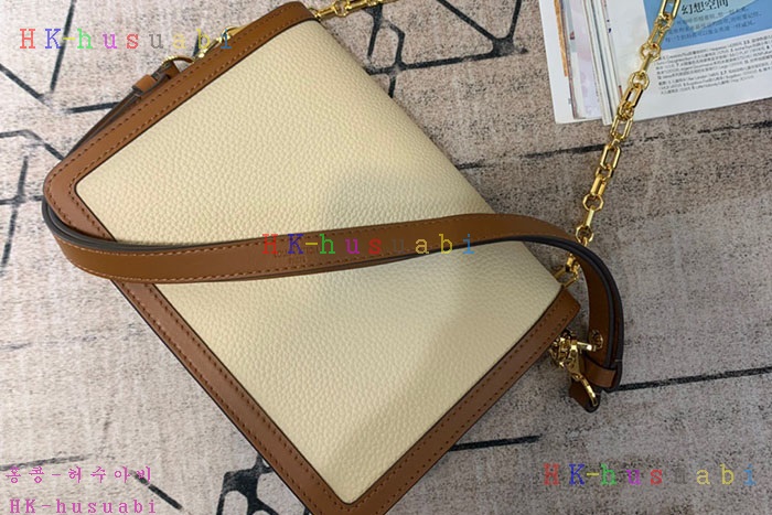 �ڹ̷��ޡ� ���̺��� ���� MM M53830