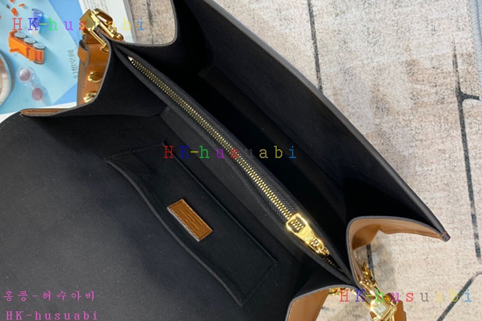 �ڹ̷��ޡ� ���̺��� ���� MM M53830