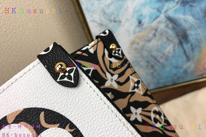 �ڹ̷��ޡ� ���̺��� �´��� M44576