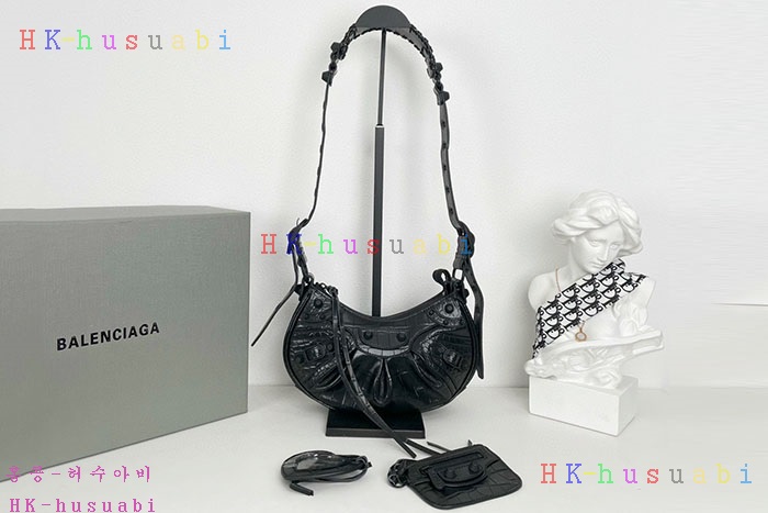�ڹ̷��ޡڹ߷��þư� ��ī�� ����� 671409-3